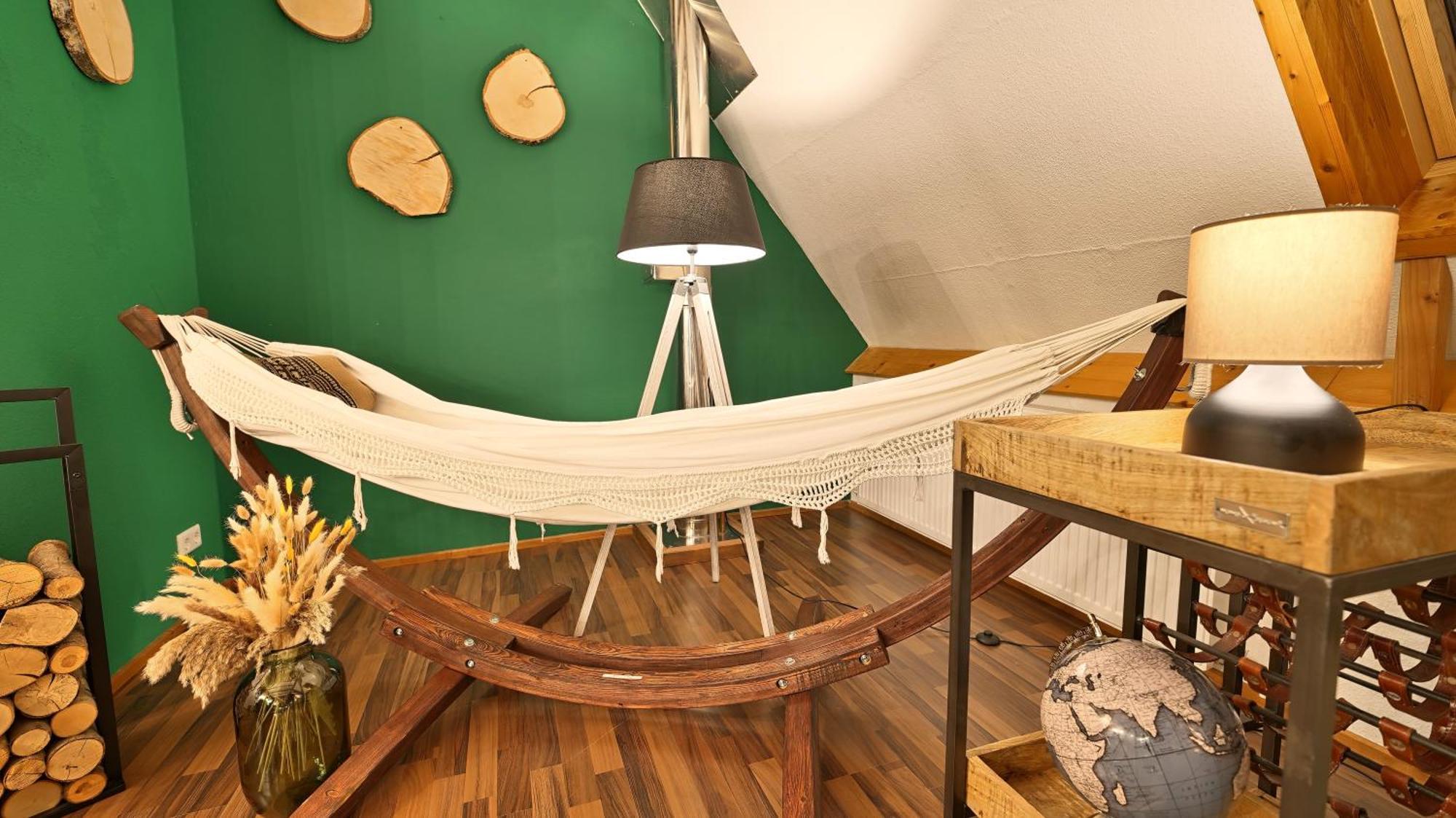 Green Loft Schwarzwald - Dach-Balkon--Musik-Ecke Fluorn-Winzeln Esterno foto